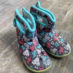 Baby Bogs Puppy Boots  8T
